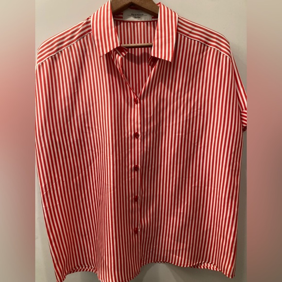 WEEKEND by MaxMara Striped Short-Sleeve Button Down Silk Blouse - Picture 2 of 7